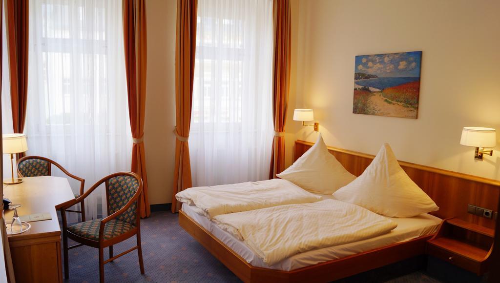 Hotel Goldener Loewe Waldheim Bilik gambar