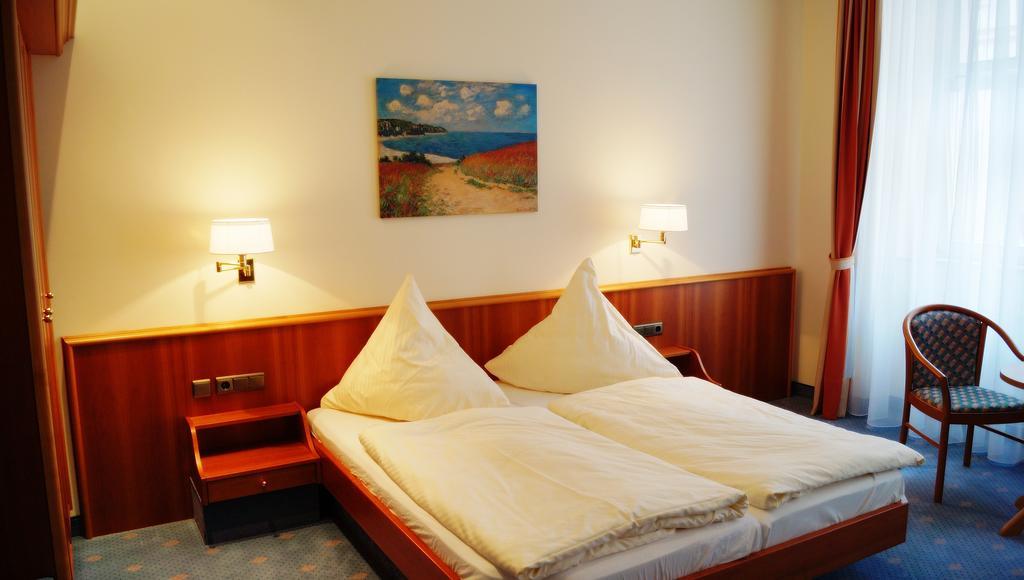 Hotel Goldener Loewe Waldheim Bilik gambar